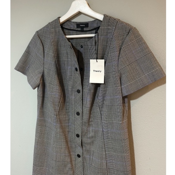 Theory Easy Snap Shift Dress. - Picture 7 of 8